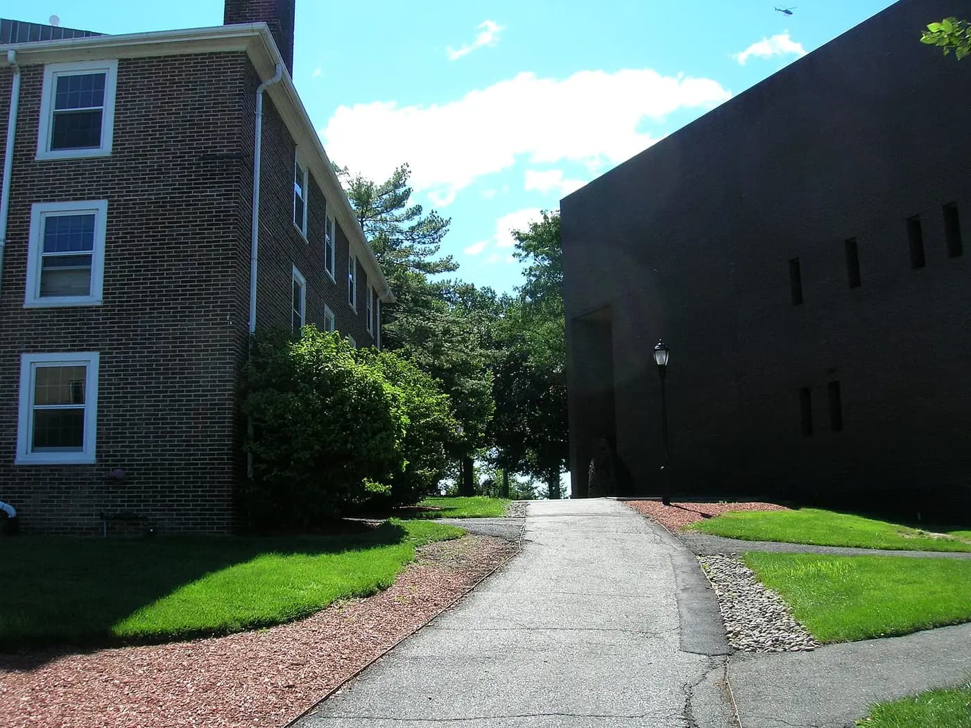 Walkway between Palmer Hall and the Samuel C. Williams Library at Stevens